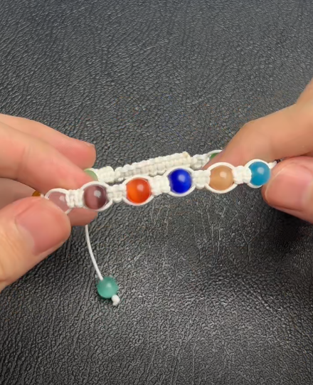 how to make friendship bracelets？